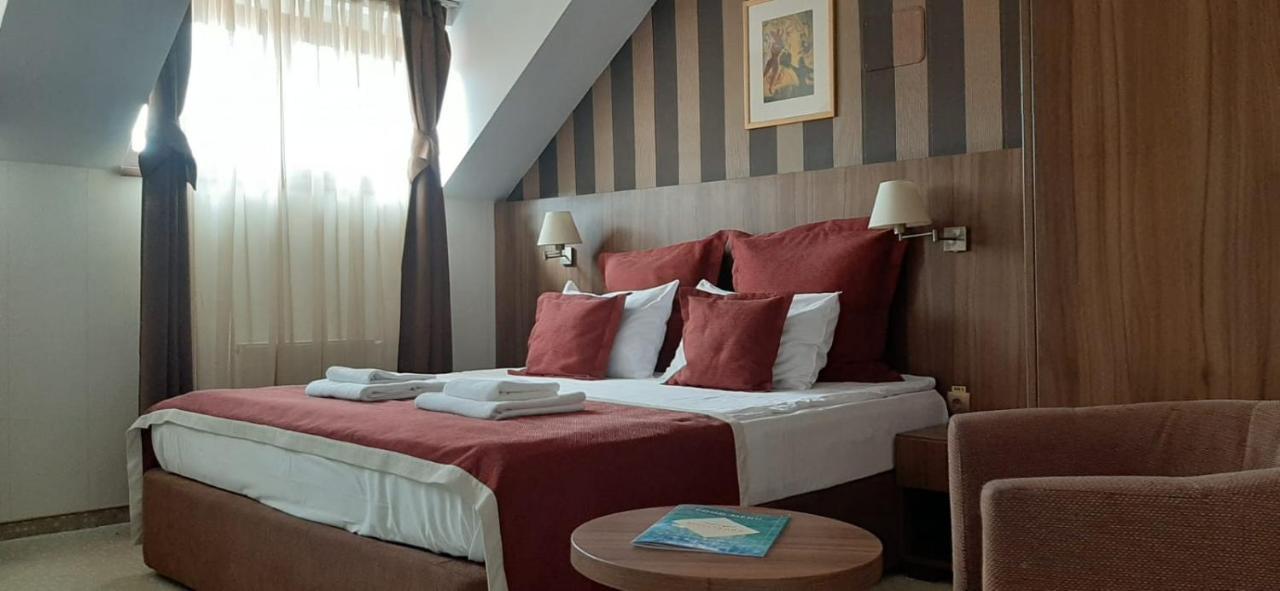 Hotel Gott Braşov Exteriör bild