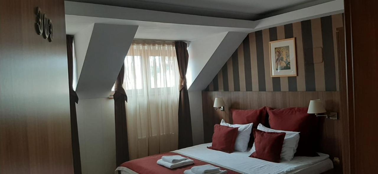 Hotel Gott Braşov Exteriör bild
