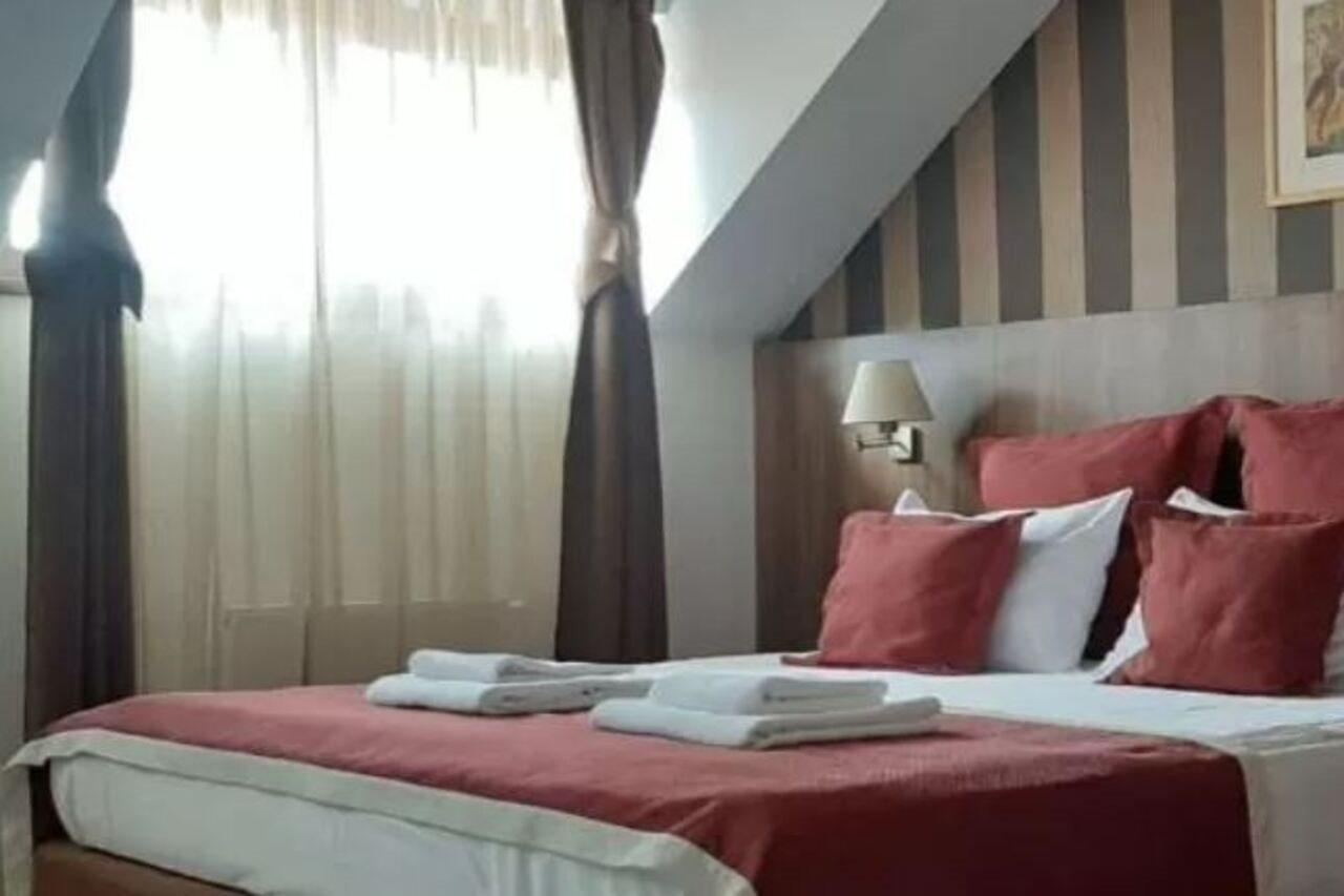 Hotel Gott Braşov Exteriör bild