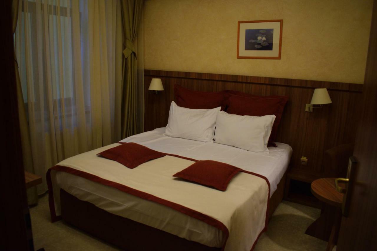 Hotel Gott Braşov Exteriör bild