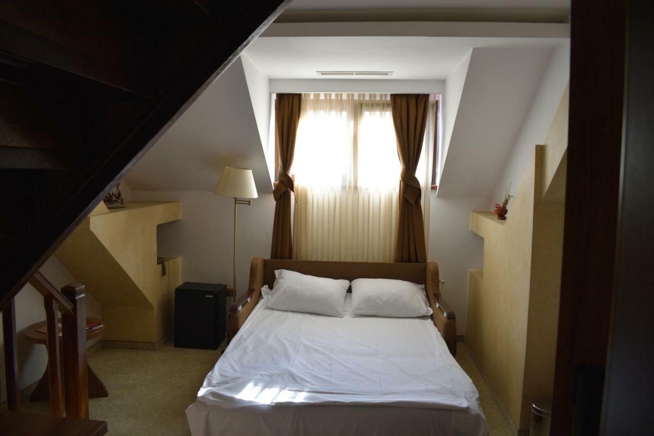 Hotel Gott Braşov Exteriör bild